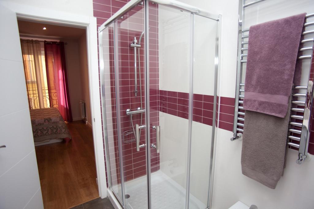 Sol Gran Via Apartment Мадрид Екстериор снимка