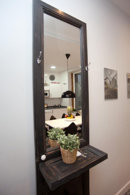 Sol Gran Via Apartment Мадрид Екстериор снимка