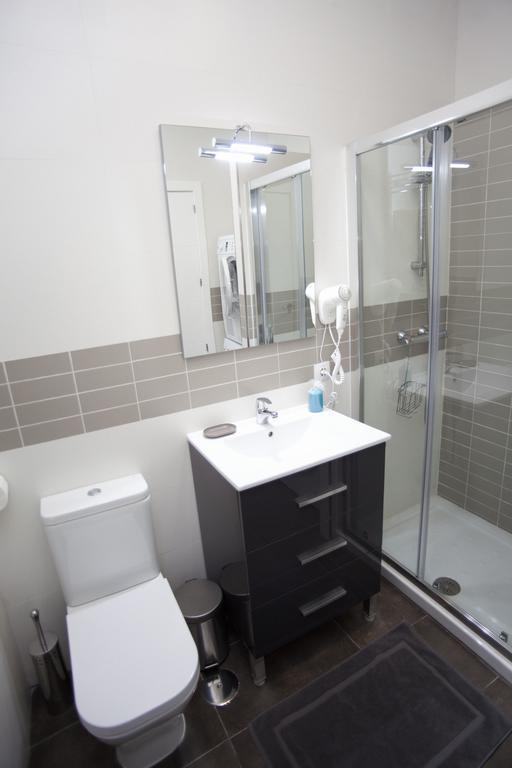 Sol Gran Via Apartment Мадрид Екстериор снимка