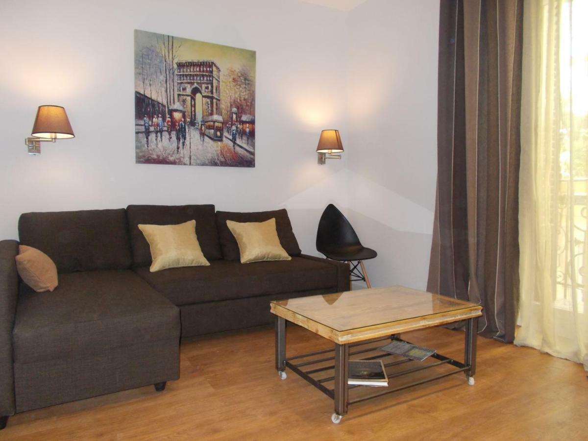 Sol Gran Via Apartment Мадрид Екстериор снимка
